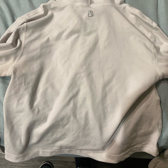 White buff bunny crop top. - Picture 4 of 5